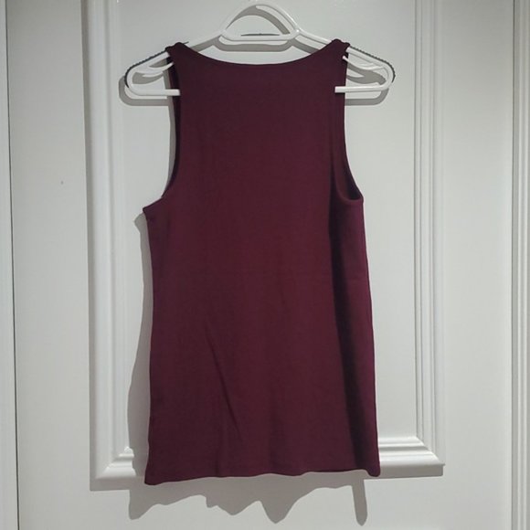 Gap Ribbed Burgundy Tank- Size Medium- NWOT (Does Not Come With Belt) - Picture 5 of 7